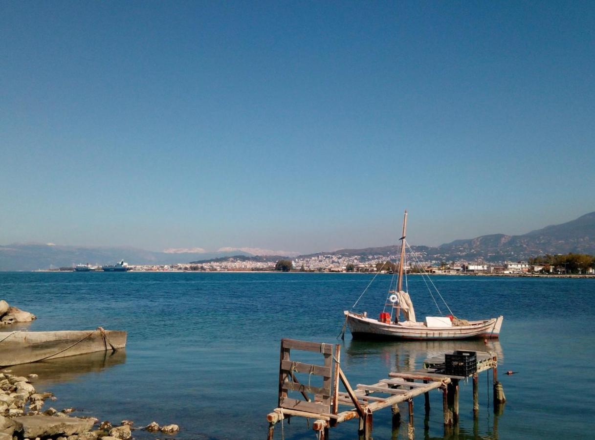 Patras White Castle Apartment Luaran gambar